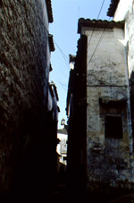 xidi8.jpg (18031 bytes)