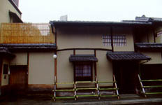 machi6.jpg (39619 bytes)